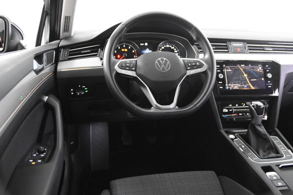 Volkswagen Passat Variant 1.5 TSi Style *1ste Eigenaar*Navigatie*Camera*DAB*