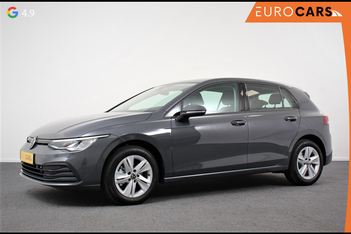 Volkswagen Golf 1.0 TSI 110pk Automaat Life Navigatie Climate Control Navigatie Camera Digitale Cockpit Parkeer sensoren  V+A DAB Cruise Control Lichtmetalen Velgen