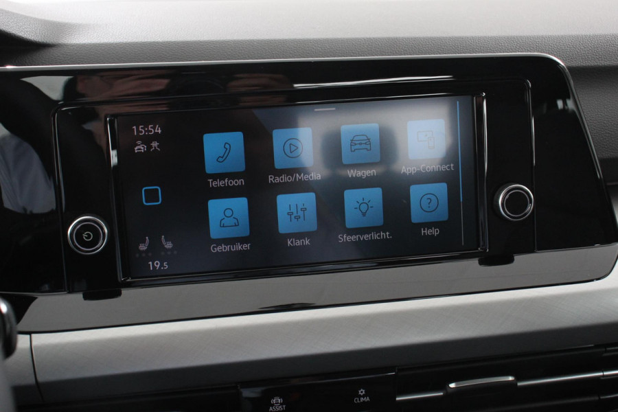 Volkswagen Golf 1.0 TSI 110pk Automaat Life Navigatie Climate Control Navigatie Camera Digitale Cockpit Parkeer sensoren  V+A DAB Cruise Control Lichtmetalen Velgen