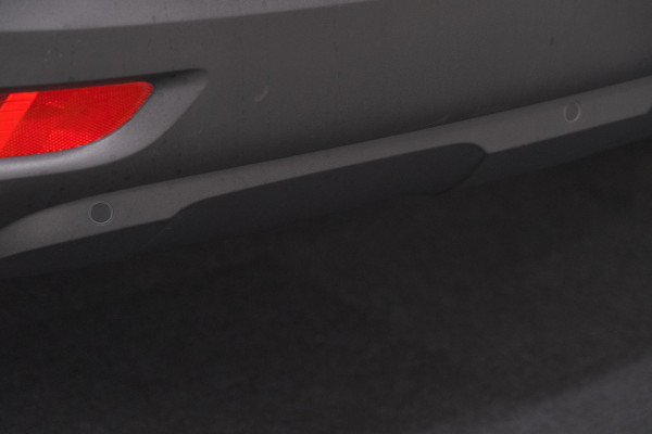 Peugeot 5008 PureTech 130 EAT8 Active Pack Business | 7 Zitplaatsen | Camera | Navigatie | Apple Carplay | Parkeersensoren