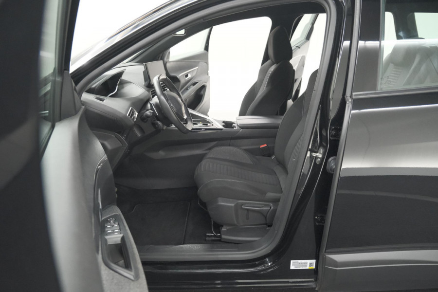 Peugeot 5008 PureTech 130 EAT8 Active Pack Business | 7 Zitplaatsen | Camera | Navigatie | Apple Carplay | Parkeersensoren