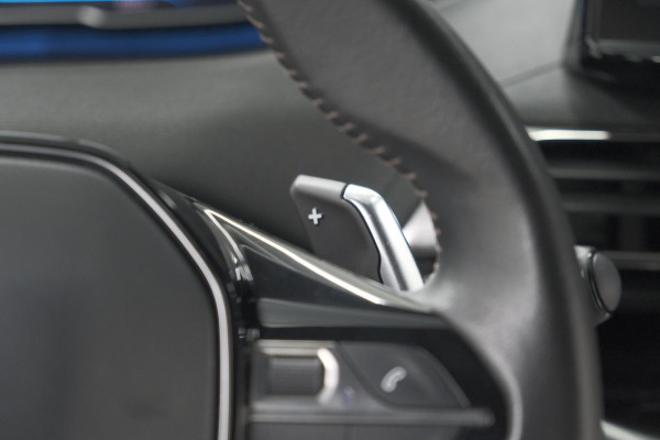 Peugeot 5008 PureTech 130 EAT8 Active Pack Business | 7 Zitplaatsen | Camera | Navigatie | Apple Carplay | Parkeersensoren