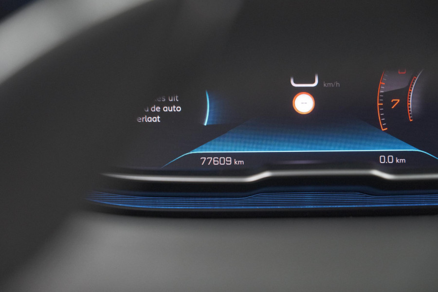 Peugeot 5008 PureTech 130 EAT8 Active Pack Business | 7 Zitplaatsen | Camera | Navigatie | Apple Carplay | Parkeersensoren