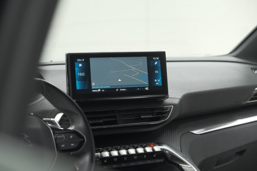 Peugeot 5008 PureTech 130 EAT8 Active Pack Business | 7 Zitplaatsen | Camera | Navigatie | Apple Carplay | Parkeersensoren