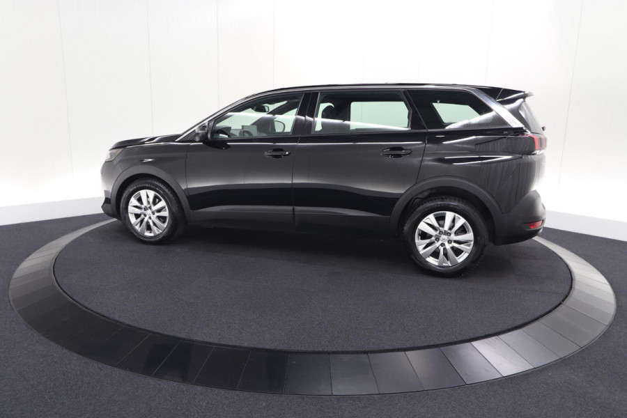 Peugeot 5008 PureTech 130 EAT8 Active Pack Business | 7 Zitplaatsen | Camera | Navigatie | Apple Carplay | Parkeersensoren