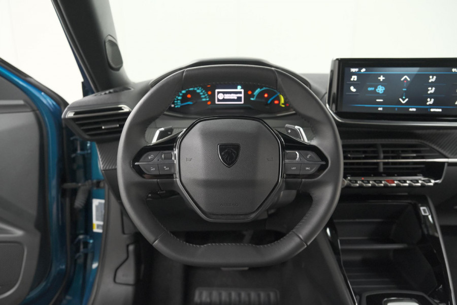 Peugeot 2008 Hybrid 136 e-DCS6 Style | Apple Carplay | Parkeersensoren | Climate control
