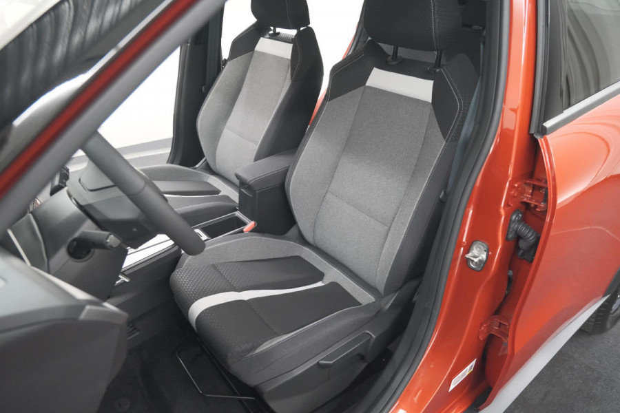 Opel Frontera 1.2 Turbo Hybrid 110 GS | Stoelverwarming en Stuurwielverwarming | Camera | Dodehoekdetectie | Apple Carplay
