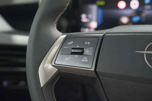 Opel Frontera 1.2 Turbo Hybrid 110 GS | Stoelverwarming en Stuurwielverwarming | Camera | Dodehoekdetectie | Apple Carplay