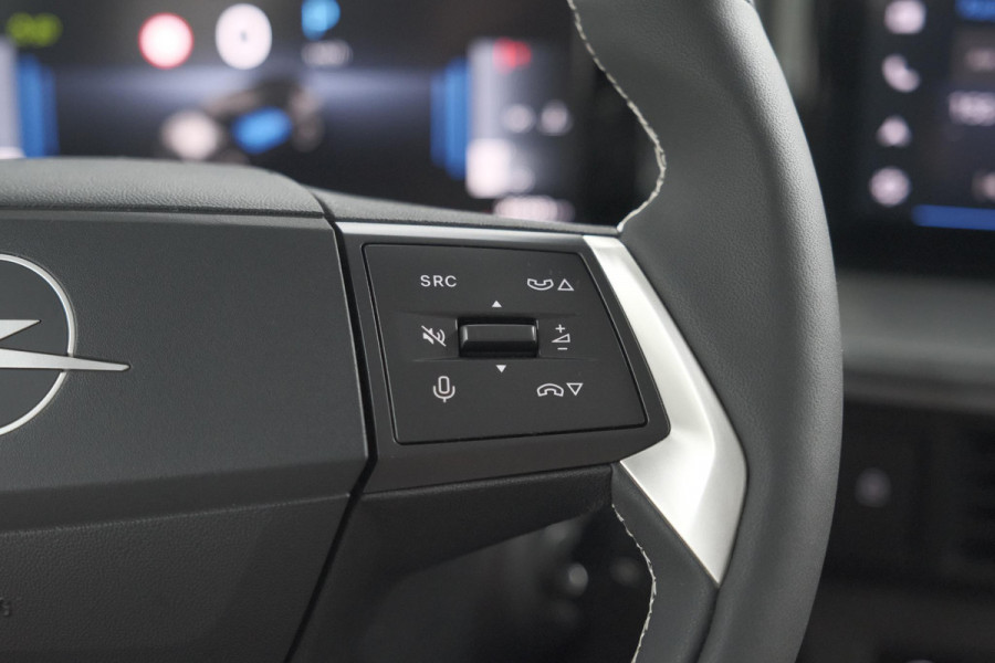Opel Frontera 1.2 Turbo Hybrid 110 GS | Stoelverwarming en Stuurwielverwarming | Camera | Dodehoekdetectie | Apple Carplay