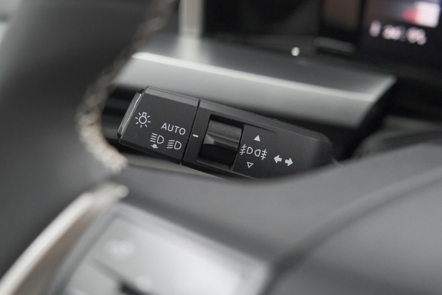 Opel Frontera 1.2 Turbo Hybrid 110 GS | Stoelverwarming en Stuurwielverwarming | Camera | Dodehoekdetectie | Apple Carplay