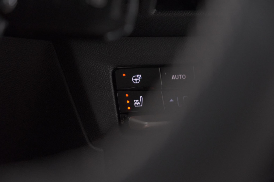Opel Frontera 1.2 Turbo Hybrid 110 GS | Stoelverwarming en Stuurwielverwarming | Camera | Dodehoekdetectie | Apple Carplay