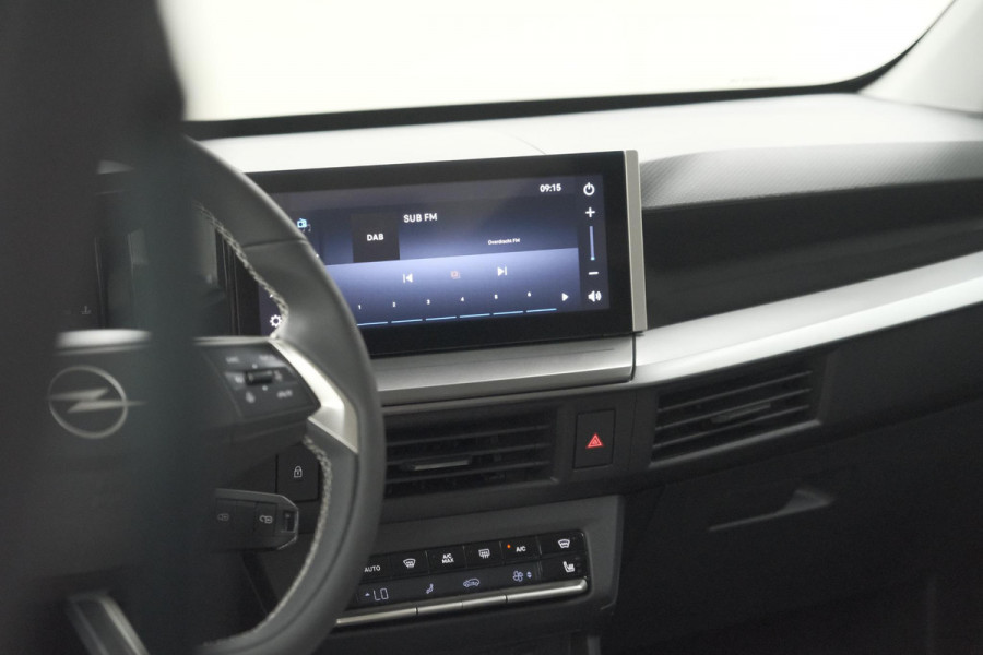 Opel Frontera 1.2 Turbo Hybrid 110 GS | Stoelverwarming en Stuurwielverwarming | Camera | Dodehoekdetectie | Apple Carplay