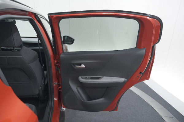 Opel Frontera 1.2 Turbo Hybrid 110 GS | Stoelverwarming en Stuurwielverwarming | Camera | Dodehoekdetectie | Apple Carplay