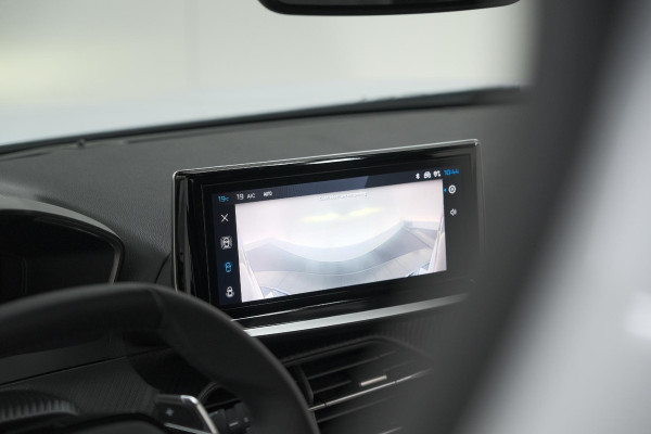 Peugeot e-2008 EV GT 50 kWh | 11 KW Laadfunctie | 360 Camera | Dodehoekdetectie | Apple Carplay