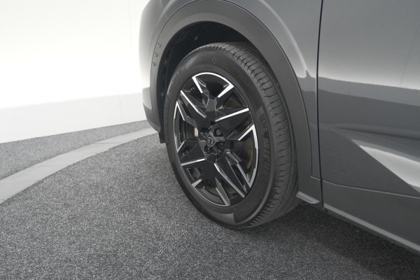 Peugeot 5008 1.2 Hybrid 136 e-DCS6 Allure | Trekhaak | 7 Zitplaatsen | Camera | Stoelverwarming | Navigatie | Trekhaak