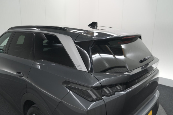 Peugeot 5008 1.2 Hybrid 136 e-DCS6 Allure | Trekhaak | 7 Zitplaatsen | Camera | Stoelverwarming | Navigatie | Trekhaak
