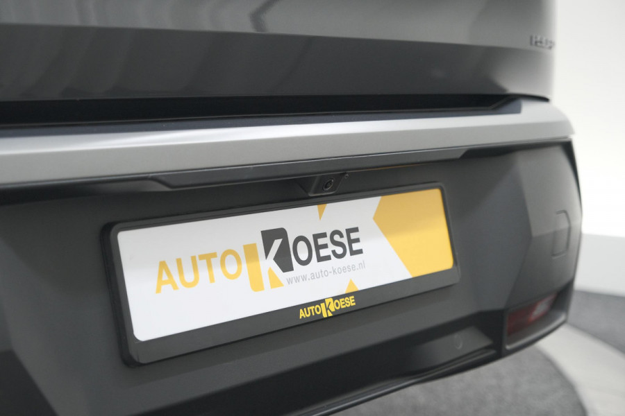 Peugeot 5008 1.2 Hybrid 136 e-DCS6 Allure | Trekhaak | 7 Zitplaatsen | Camera | Stoelverwarming | Navigatie | Trekhaak