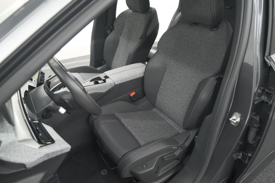 Peugeot 5008 1.2 Hybrid 136 e-DCS6 Allure | Trekhaak | 7 Zitplaatsen | Camera | Stoelverwarming | Navigatie | Trekhaak