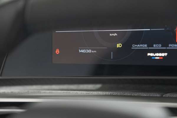 Peugeot 5008 1.2 Hybrid 136 e-DCS6 Allure | Trekhaak | 7 Zitplaatsen | Camera | Stoelverwarming | Navigatie | Trekhaak