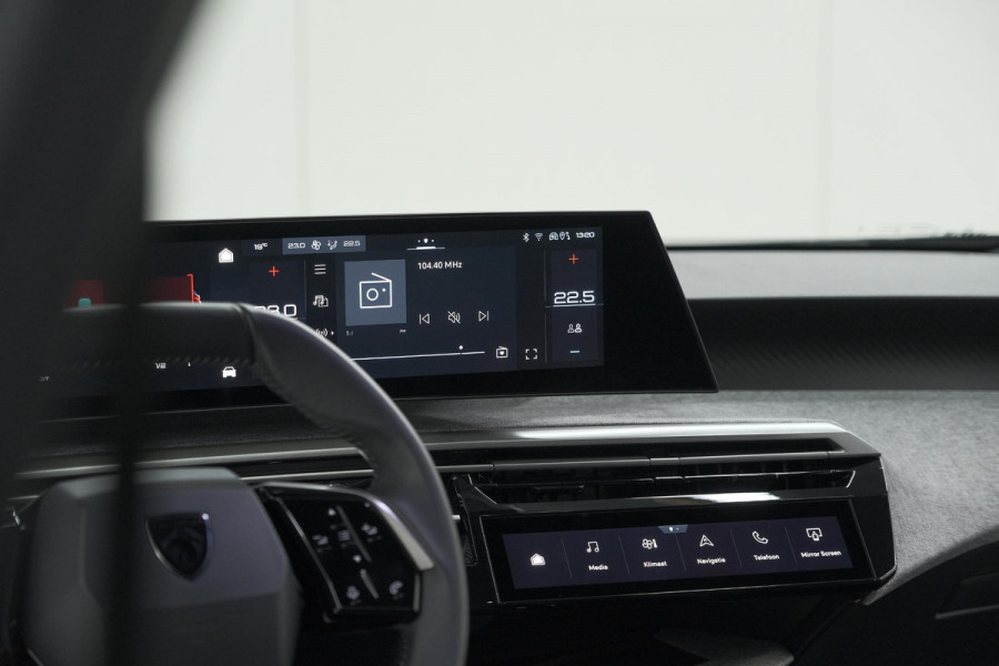 Peugeot 5008 1.2 Hybrid 136 e-DCS6 Allure | Trekhaak | 7 Zitplaatsen | Camera | Stoelverwarming | Navigatie | Trekhaak