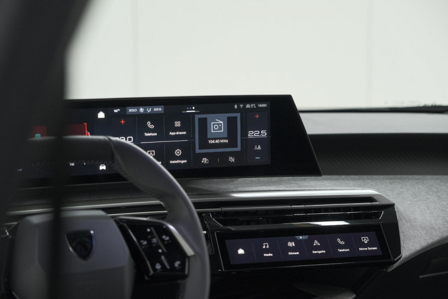 Peugeot 5008 1.2 Hybrid 136 e-DCS6 Allure | Trekhaak | 7 Zitplaatsen | Camera | Stoelverwarming | Navigatie | Trekhaak