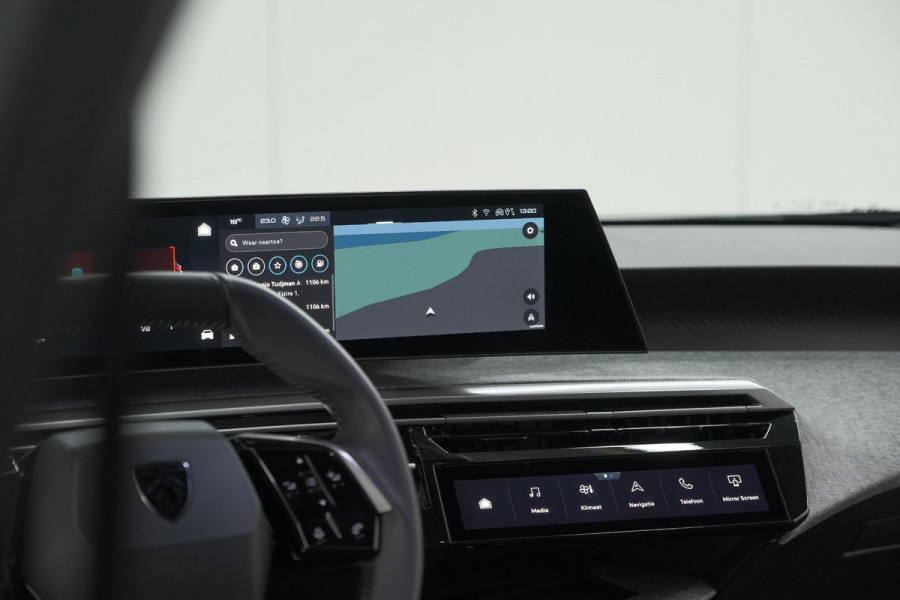 Peugeot 5008 1.2 Hybrid 136 e-DCS6 Allure | Trekhaak | 7 Zitplaatsen | Camera | Stoelverwarming | Navigatie | Trekhaak