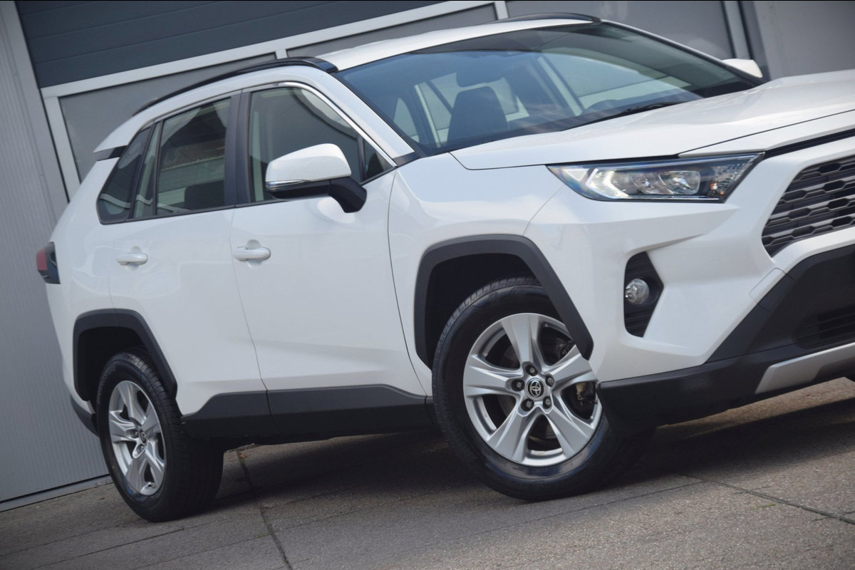 Toyota RAV4 2.0 VVT-iE Business 2000 KG TREKGEWICHT!/APPLE CARPLAY/ADAPTIEVE CRUISE/LED KOPLAMPEN