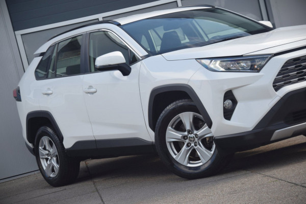 Toyota RAV4 2.0 VVT-iE Business 2000 KG TREKGEWICHT!/APPLE CARPLAY/ADAPTIEVE CRUISE/LED KOPLAMPEN