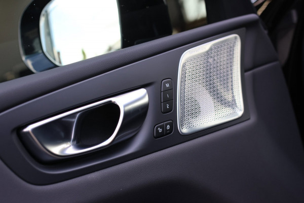 Volvo XC60 2.0 T8 Ultra Black Edition *B&W*Pano*Massage*Luchtvering*