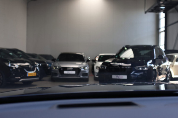 Volvo XC60 2.0 T8 Ultra Black Edition *B&W*Pano*Massage*Luchtvering*