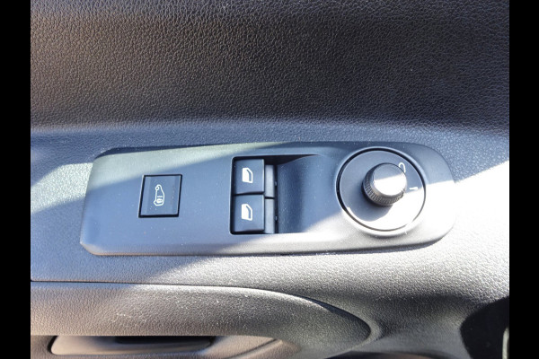 Peugeot Partner 1.2 PureTech Pro BENZINE AIRCO NAVI CRUISE CONTROL PDC SCHUIFDEUR
