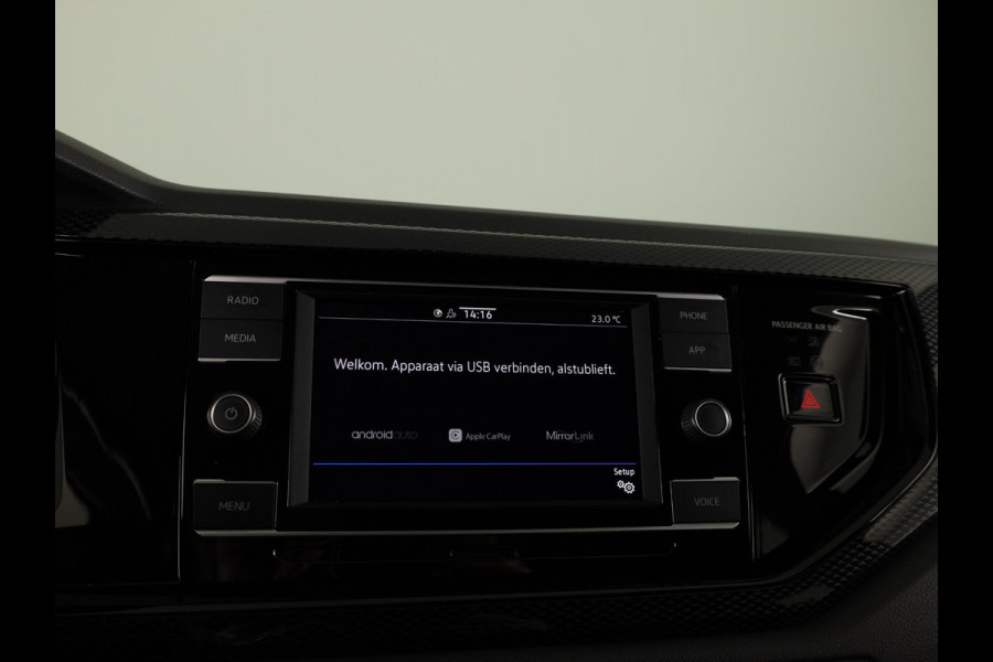 Volkswagen Polo 1.0 TSI Life 95 pk | Navigatie via App | Adaptieve cruise control | LED koplampen | App connect |