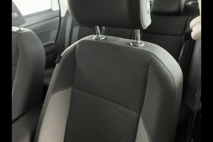 Volkswagen Polo 1.0 TSI Life 95 pk | Navigatie via App | Adaptieve cruise control | LED koplampen | App connect |