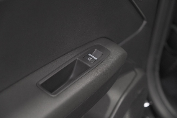 Renault Captur 1.8 E-Tech full hybrid 160 Techno | Camera | Adaptieve Cruise Control | Navigatie