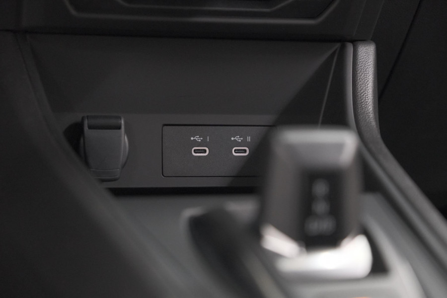 Renault Captur 1.8 E-Tech full hybrid 160 Techno | Camera | Adaptieve Cruise Control | Navigatie
