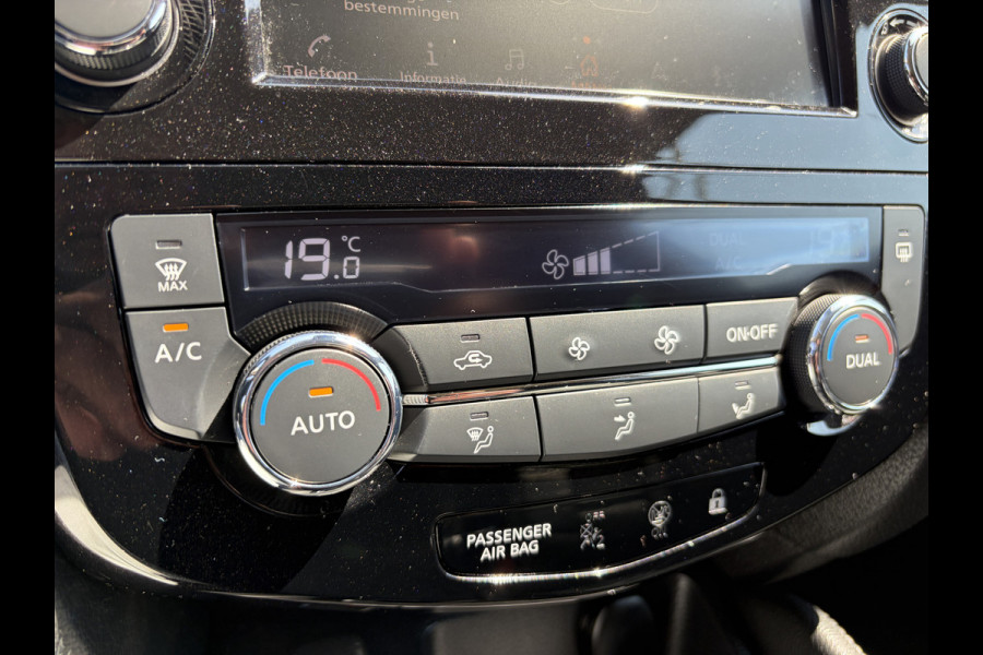 Nissan QASHQAI 1.3 DIG-T Premium Edition | Leren bekleding | Camera | Trekhaak