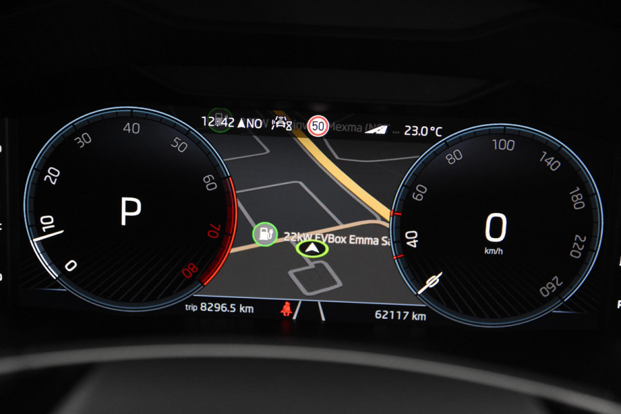 Škoda Karoq 1.5 TSI Selection *1ste Eigenaar*4x Stoelverwarming*Trekhaak*