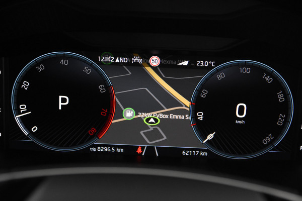 Škoda Karoq 1.5 TSI Selection *1ste Eigenaar*4x Stoelverwarming*Trekhaak*
