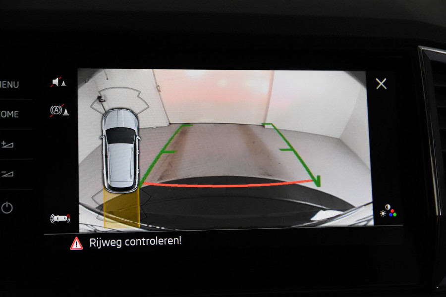 Škoda Karoq 1.5 TSI Selection *1ste Eigenaar*4x Stoelverwarming*Trekhaak*