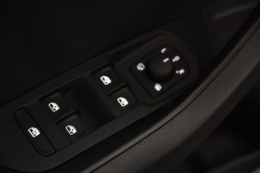 Škoda Karoq 1.5 TSI Selection *1ste Eigenaar*4x Stoelverwarming*Trekhaak*