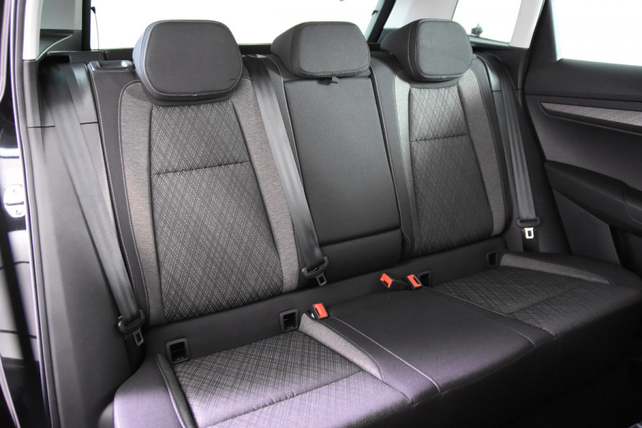 Škoda Karoq 1.5 TSI Selection *1ste Eigenaar*4x Stoelverwarming*Trekhaak*