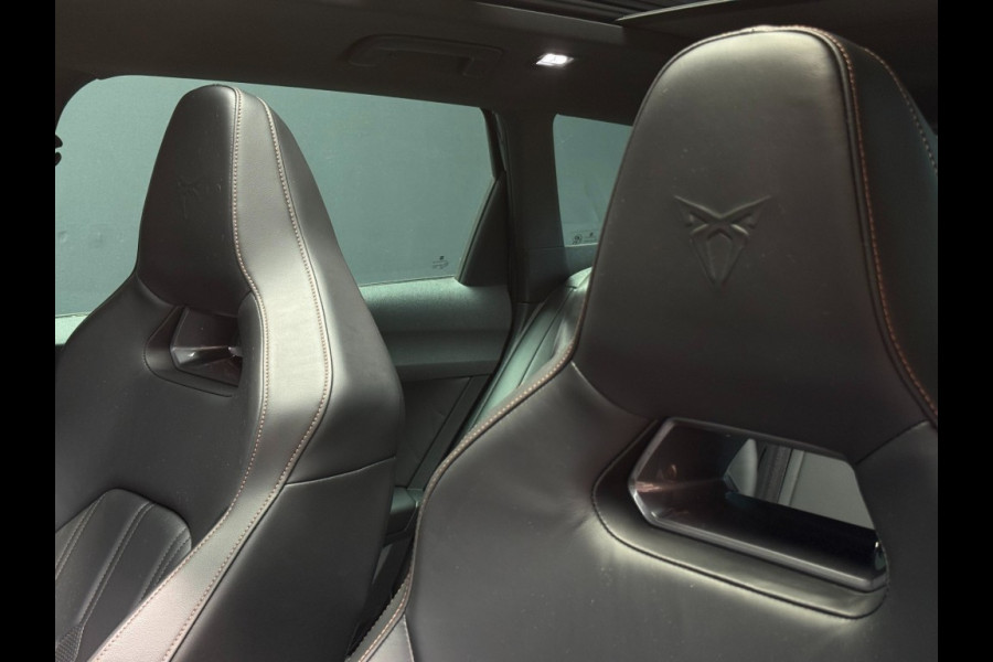 Seat Leon Sportstourer 1.4 e-Hybrid VZ Copper Panorama Matrix LED volleder BTW ACC 19 inchCarPlay