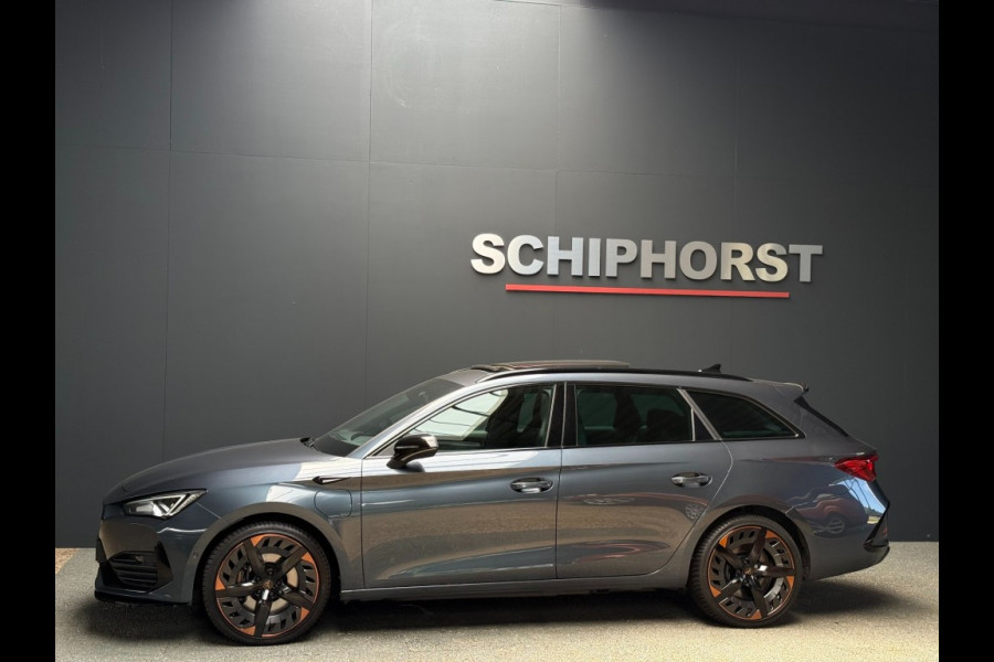 Seat Leon Sportstourer 1.4 e-Hybrid VZ Copper Panorama Matrix LED volleder BTW ACC 19 inchCarPlay