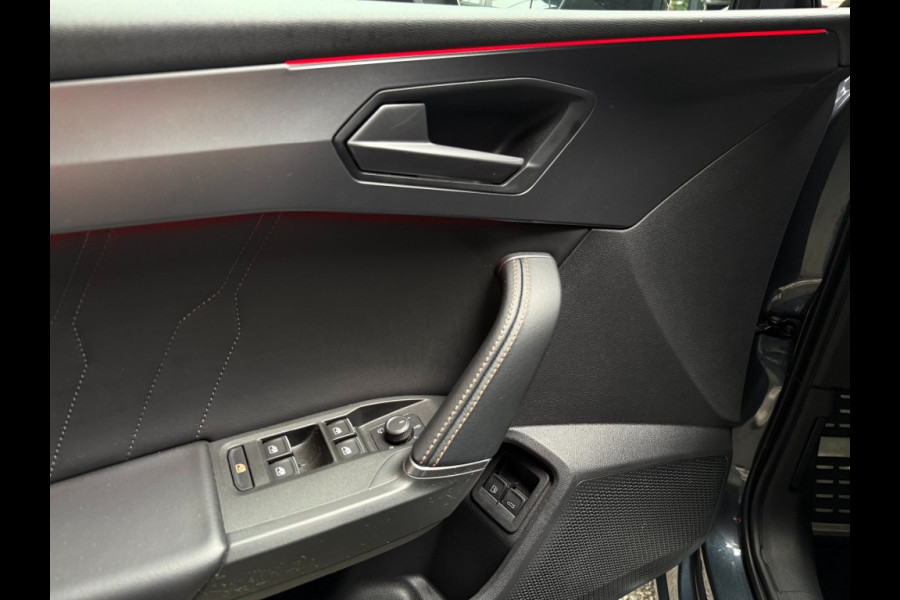 Seat Leon Sportstourer 1.4 e-Hybrid VZ Copper Panorama Matrix LED volleder BTW ACC 19 inchCarPlay