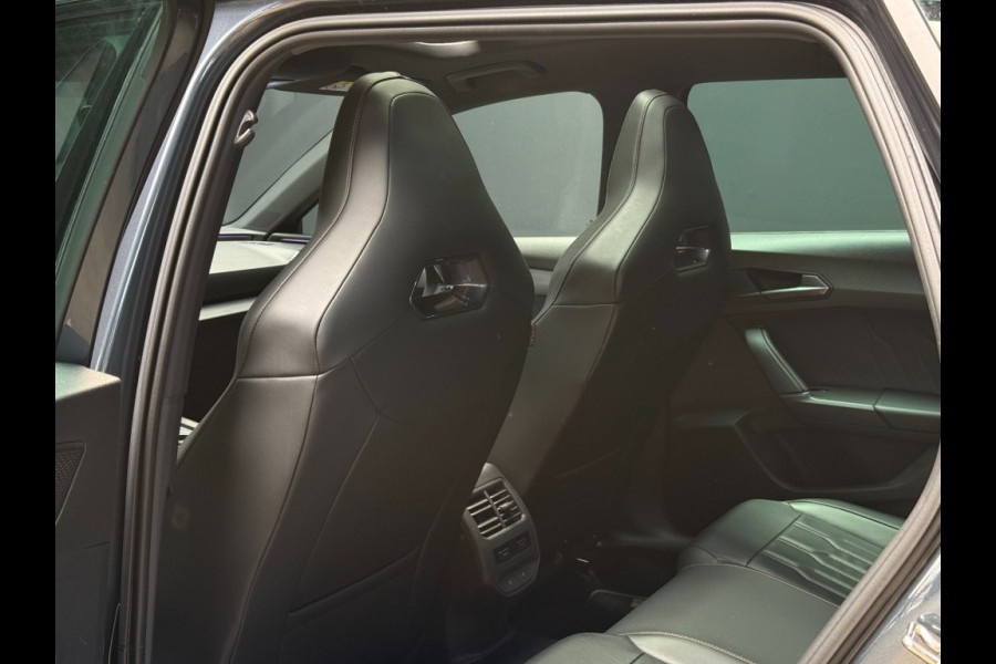 Seat Leon Sportstourer 1.4 e-Hybrid VZ Copper Panorama Matrix LED volleder BTW ACC 19 inchCarPlay