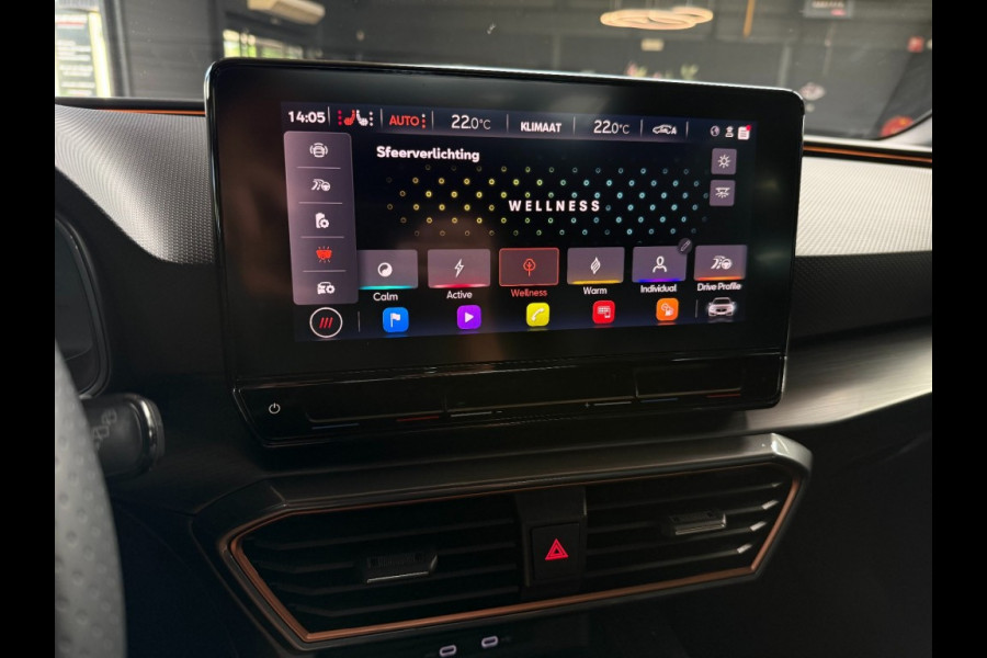 Seat Leon Sportstourer 1.4 e-Hybrid VZ Copper Panorama Matrix LED volleder BTW ACC 19 inchCarPlay
