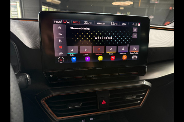 Seat Leon Sportstourer 1.4 e-Hybrid VZ Copper Panorama Matrix LED volleder BTW ACC 19 inchCarPlay