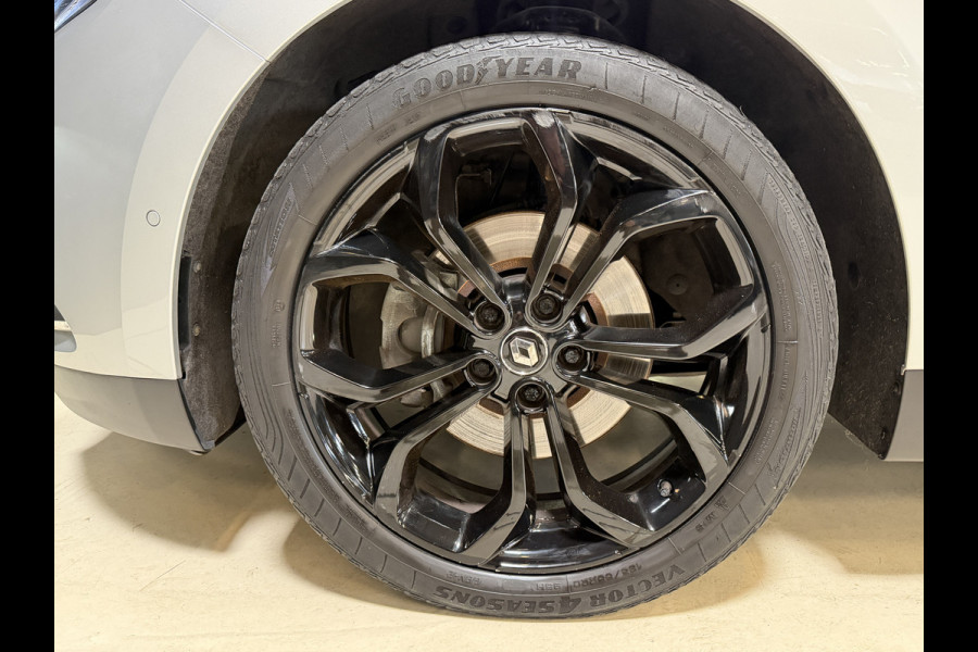 Renault Grand Scénic 1.3 TCe Bose Black Edition | Panoramadak | Camera | Stoel/stuurverwarming | Head-up display | Carplay | 20'' LMV