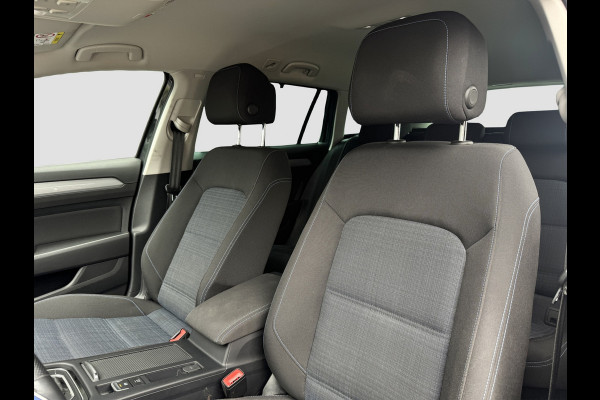 Volkswagen Passat Variant 1.4 TSI PHEV GTE | Trekhaak | Matrix IQ | Massage | Virtual | 360 | Carplay | Dealer onderhouden