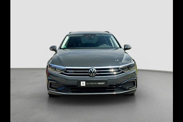 Volkswagen Passat Variant 1.4 TSI PHEV GTE | Trekhaak | Matrix IQ | Massage | Virtual | 360 | Carplay | Dealer onderhouden